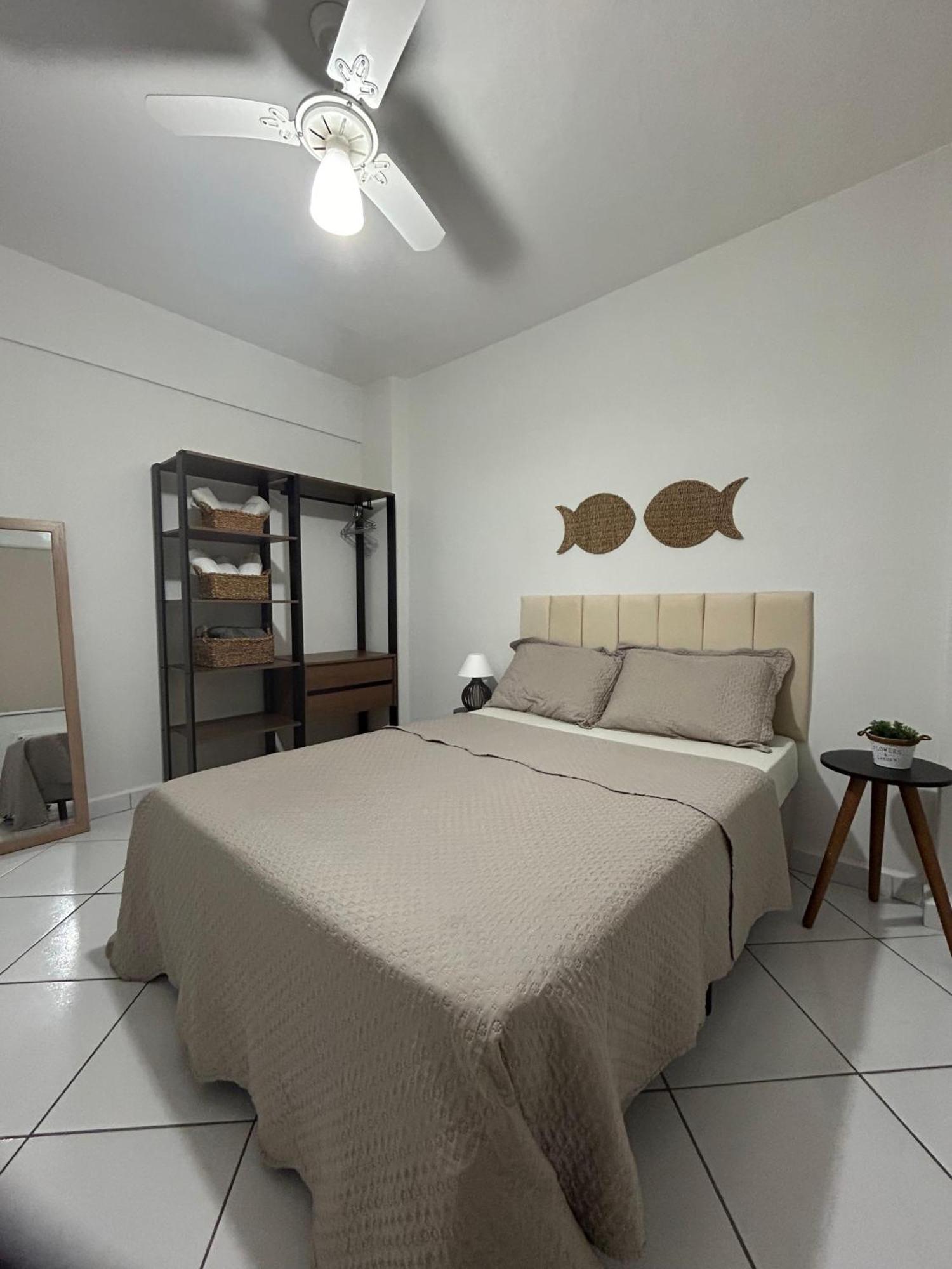 Apartamento Em Santos No Gonzaga Em Frente A Praia Εξωτερικό φωτογραφία