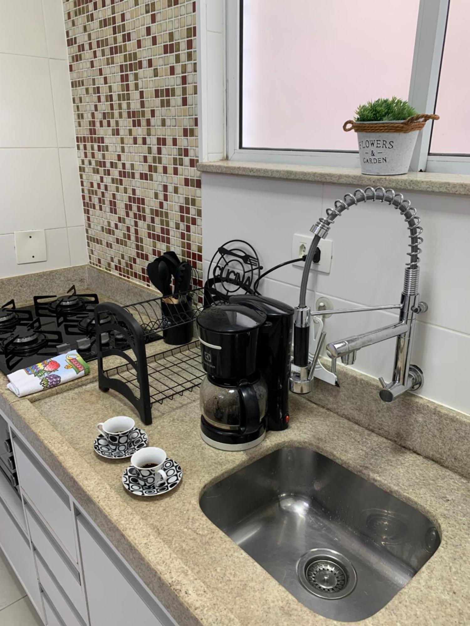 Apartamento Em Santos No Gonzaga Em Frente A Praia Εξωτερικό φωτογραφία